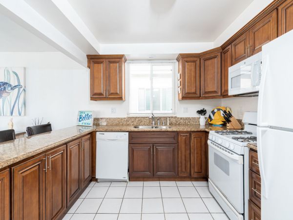 Newport Beach Home 998448