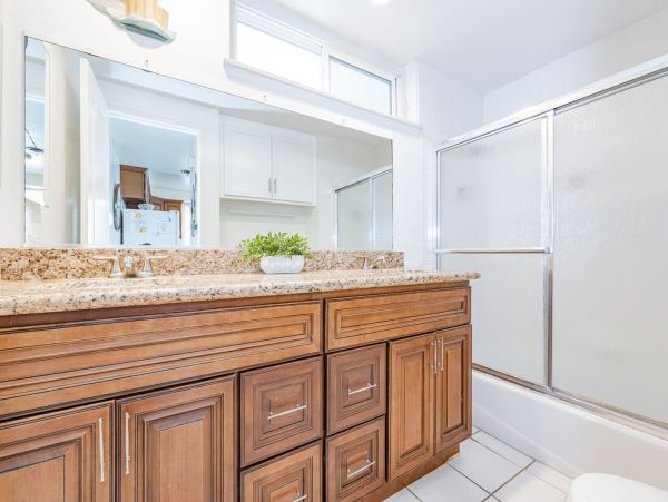 Newport Beach Home 998448