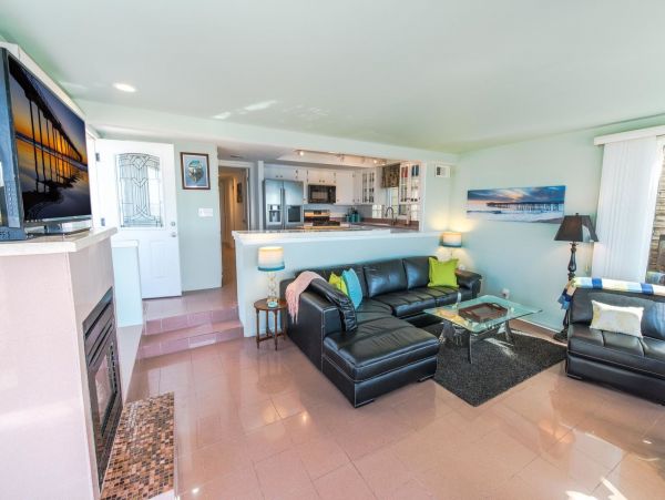 Newport Beach Home 998450