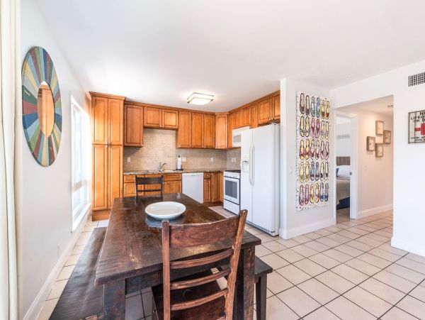 Newport Beach Home 998451