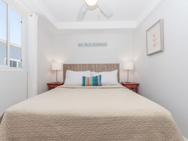 Newport Beach Home 998451