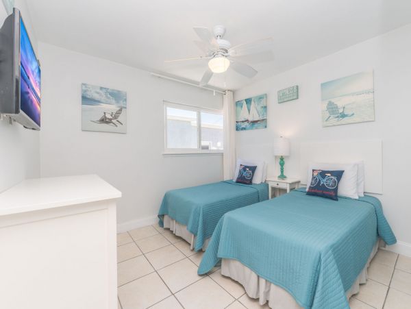 Newport Beach Home 998451