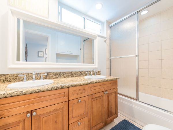Newport Beach Home 998451