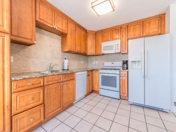 Newport Beach Home 998451