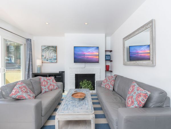 Newport Beach Home 998452
