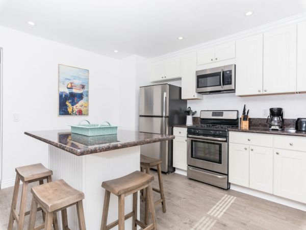 Newport Beach Home 998452