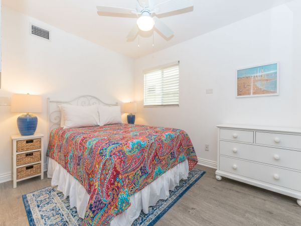 Newport Beach Home 998452