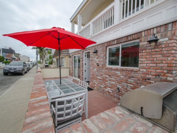 Newport Beach Home 998452