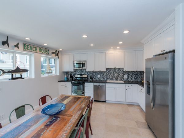 Newport Beach Home 998453