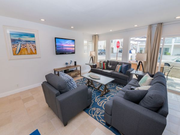 Newport Beach Home 998453