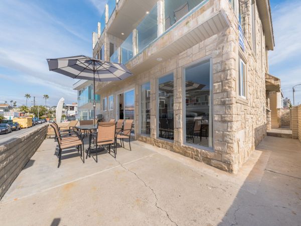 Newport Beach Home 998453