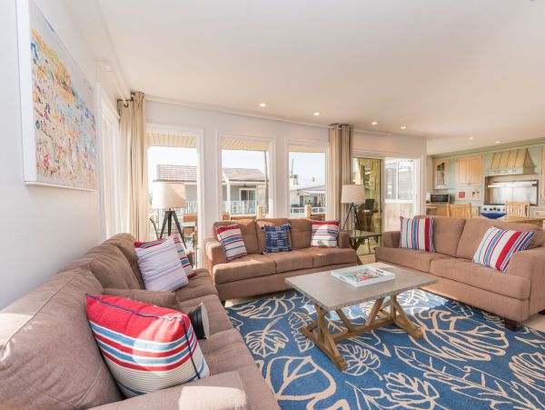 Newport Beach Home 998454