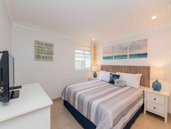 Newport Beach Home 998454