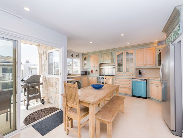 Newport Beach Home 998454