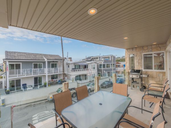 Newport Beach Home 998454