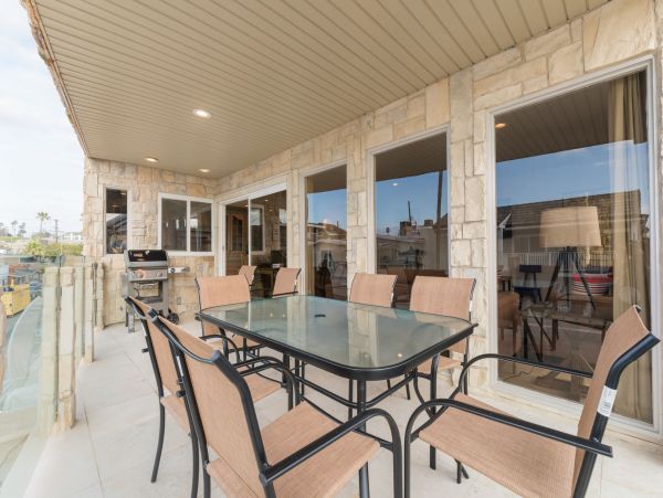 Newport Beach Home 998454