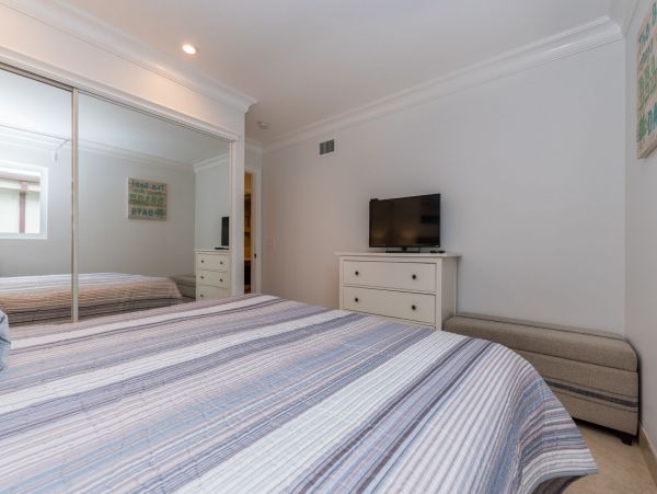 Newport Beach Home 998454