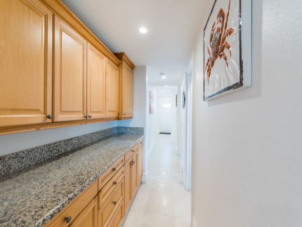 Newport Beach Home 998454