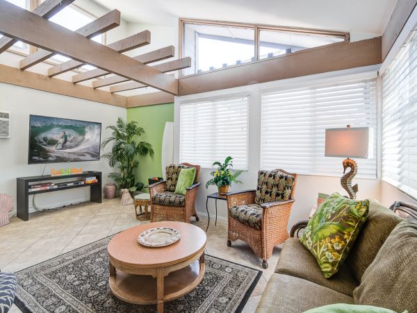 Newport Beach Home 998455