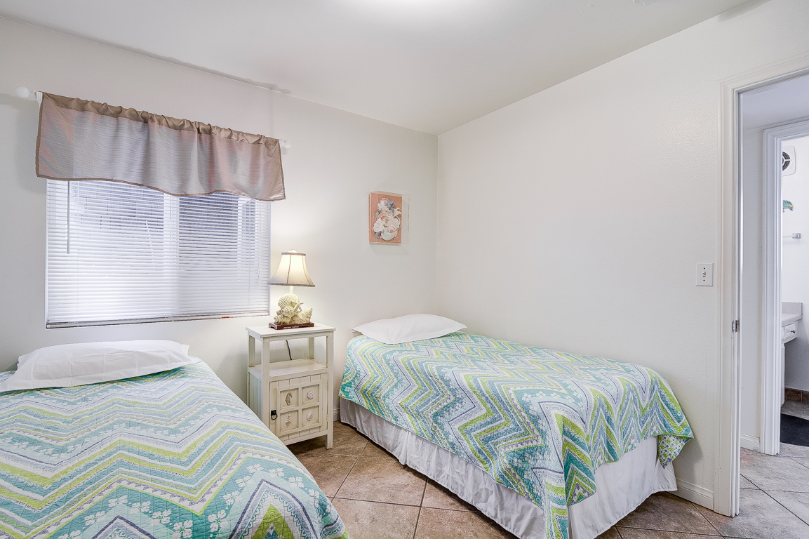 Newport Beach Home 998455