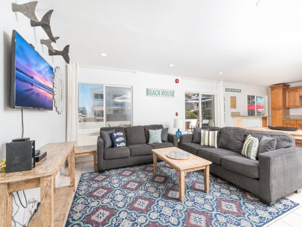 Newport Beach Home 998456