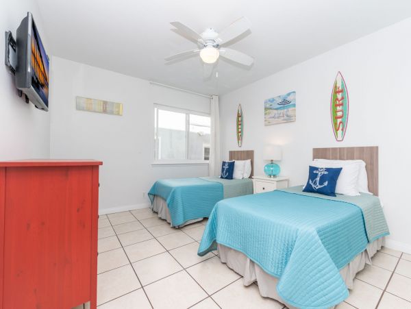 Newport Beach Home 998456