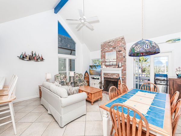 Newport Beach Home 998458
