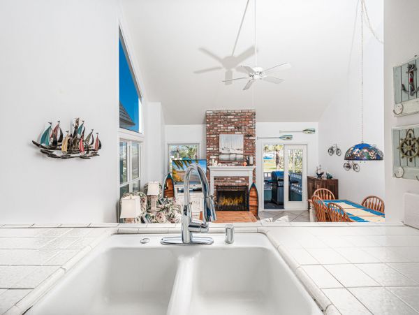Newport Beach Home 998458