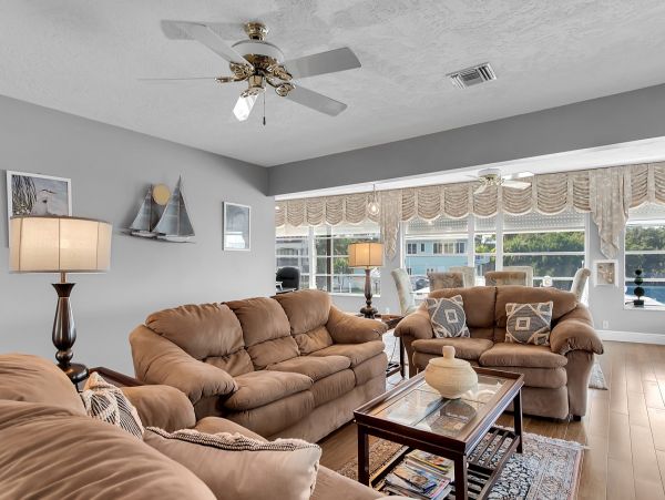Wonderful Holmes Beach Waterfront Vacation Home & Boat Dock