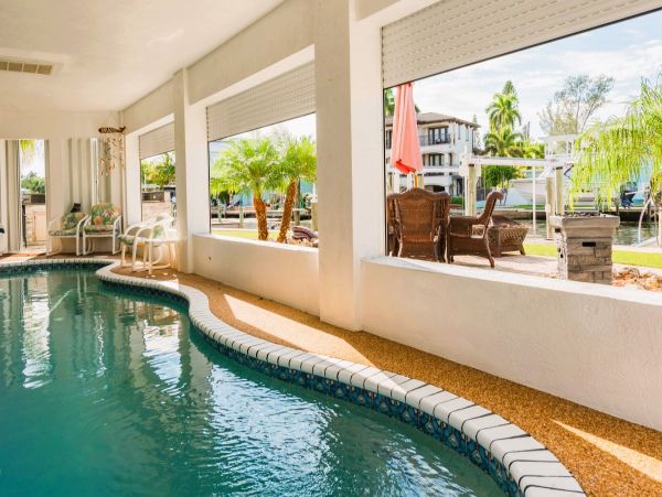 Wonderful Holmes Beach Waterfront Vacation Home & Boat Dock