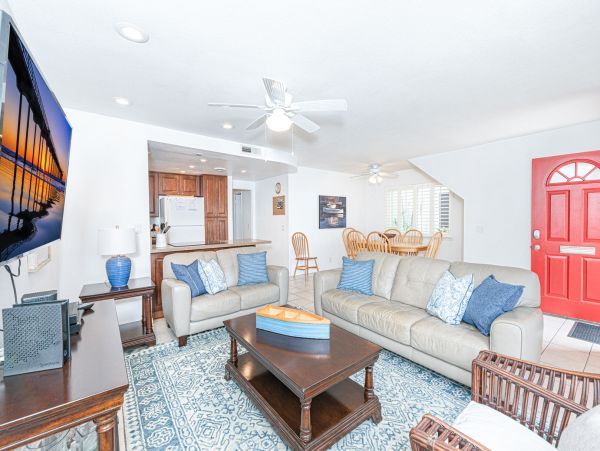 Newport Beach Home 998460