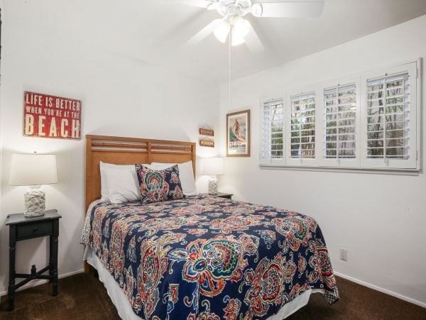 Newport Beach Home 998460