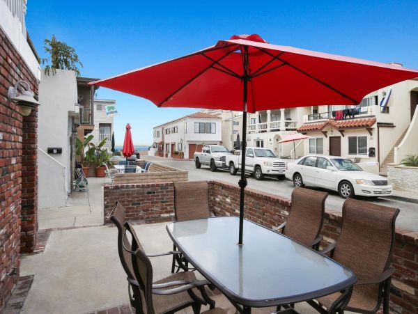 Newport Beach Home 998460