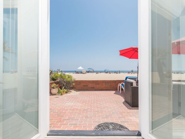 Newport Beach Home 998461