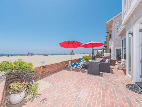 Newport Beach Home 998461