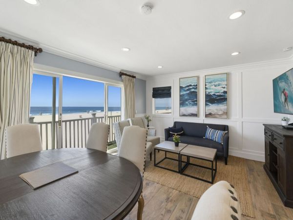 Newport Beach Home 998462