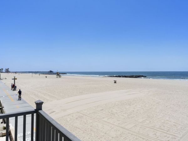 Newport Beach Home 998462