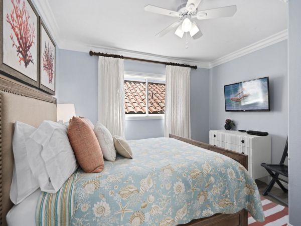 Newport Beach Home 998462