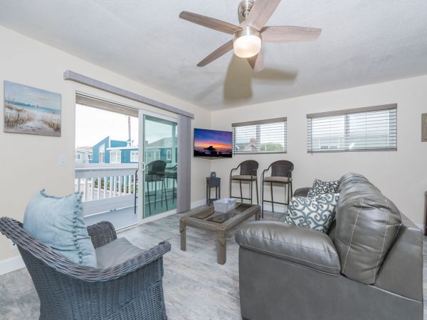 Newport Beach Home 998464