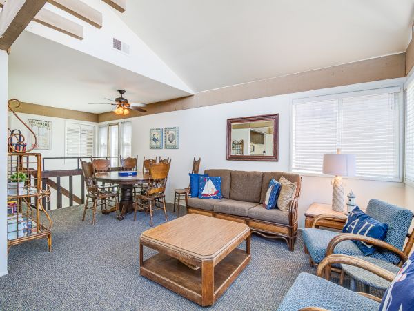 Newport Beach Home 998465