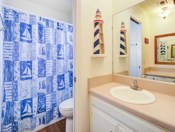 Newport Beach Home 998465