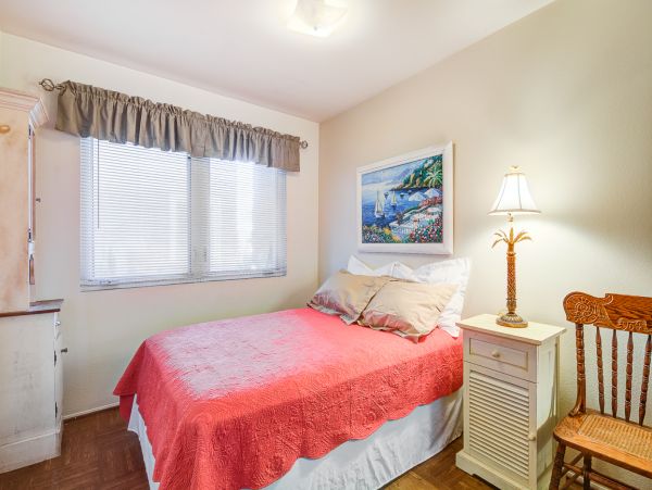 Newport Beach Home 998465
