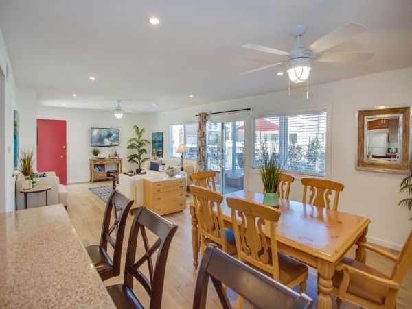 Newport Beach Home 998466