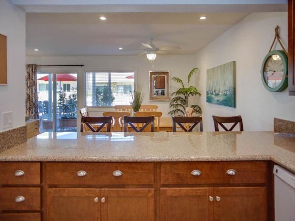 Newport Beach Home 998466