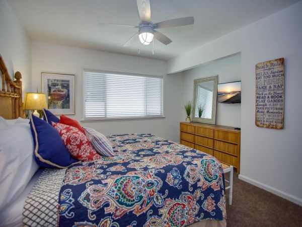 Newport Beach Home 998466