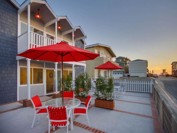 Newport Beach Home 998466