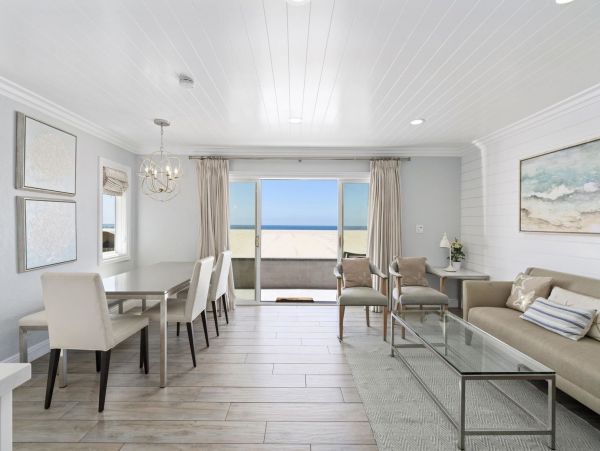 Newport Beach Home 998467