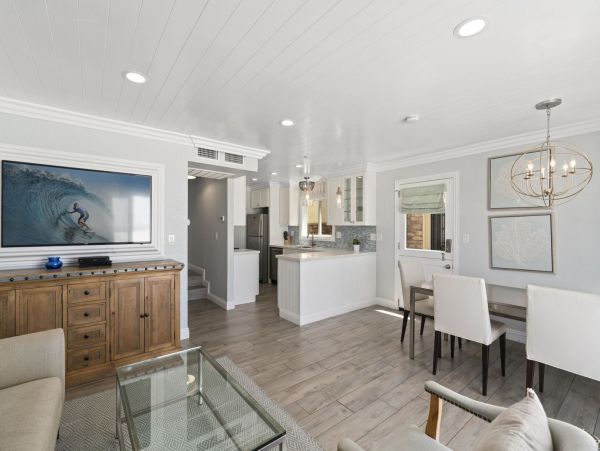 Newport Beach Home 998467