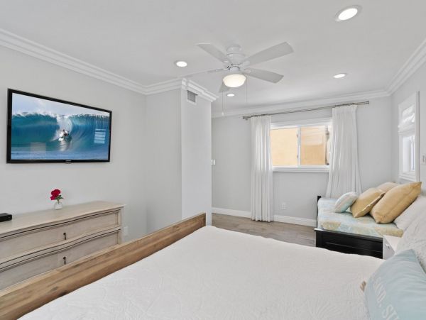 Newport Beach Home 998467