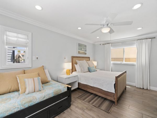 Newport Beach Home 998467